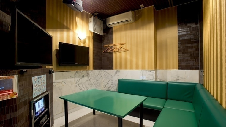 room_30.jpg