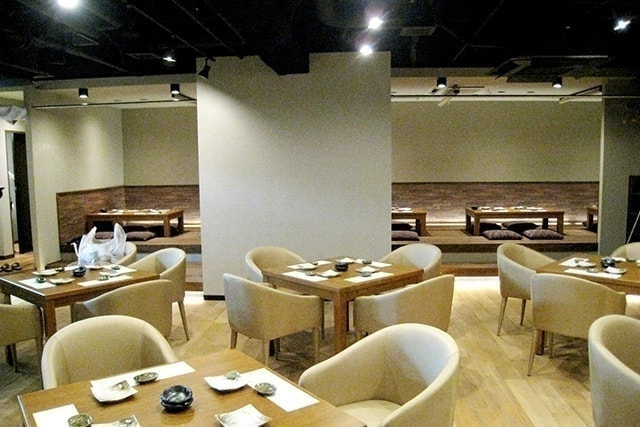 001_2822532458.jpg
